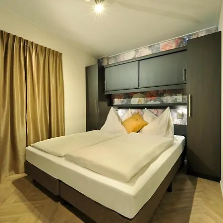 Campingresort Seeblick Toni 5*