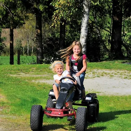 Campingresort Seeblick Toni Village de vacances