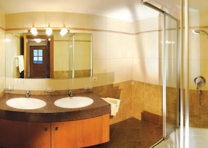 Campingresort Seeblick Toni 5*