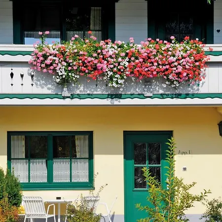 Campingresort Seeblick Toni 홀리데이파크 크람사흐